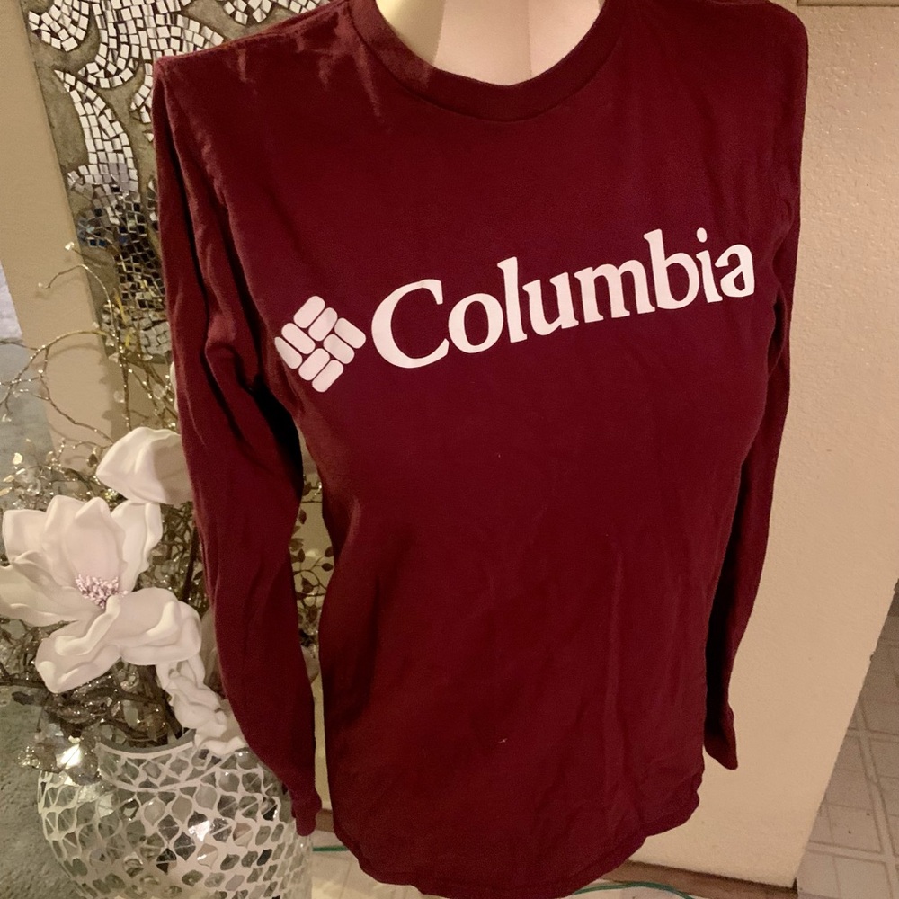 Columbia burgundy long sleeve top small